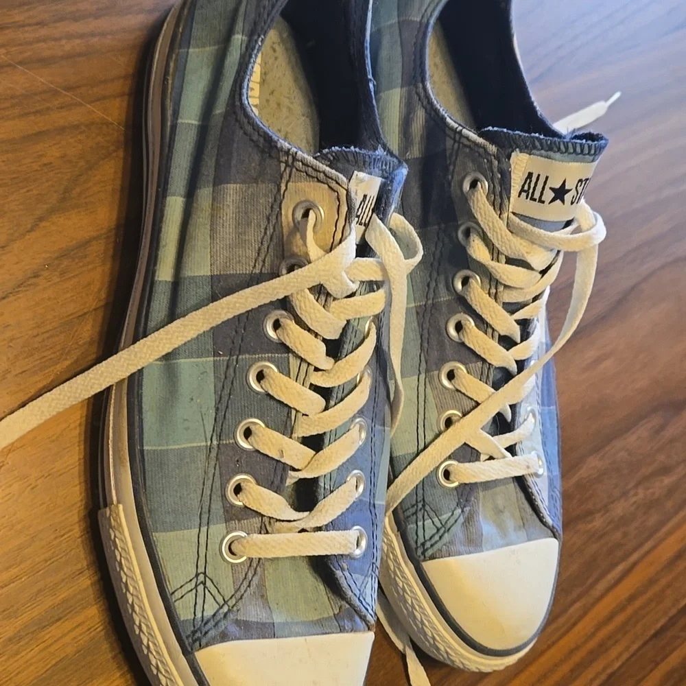 Converse Blue Plaid Athletic Shoes Mens Size 10 Womens Size 12 - Picture 2 of 7